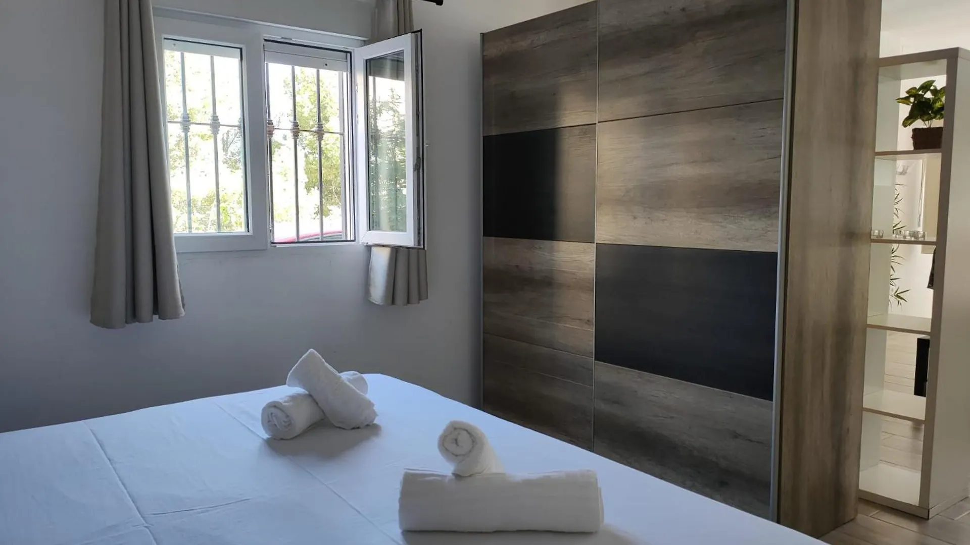 Apartamento Loft Malaga Montes